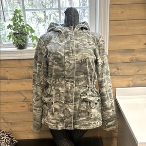 Faded Glory vintage camouflage jacket